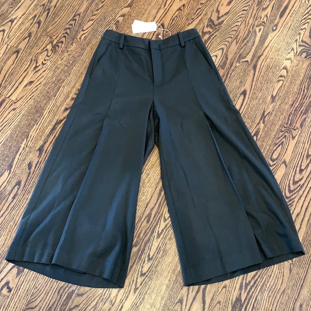 BNWT Vince olive green wide leg size 4